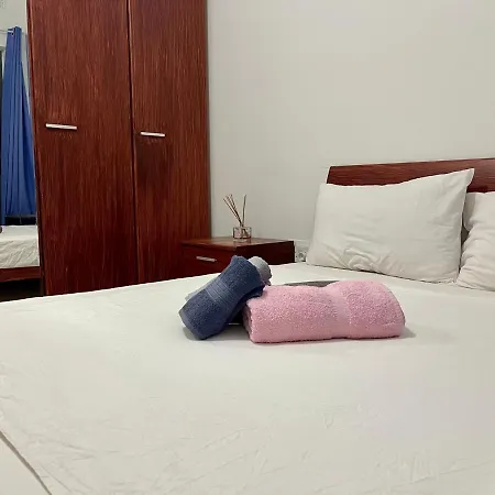 Properties - Modern Apartment
